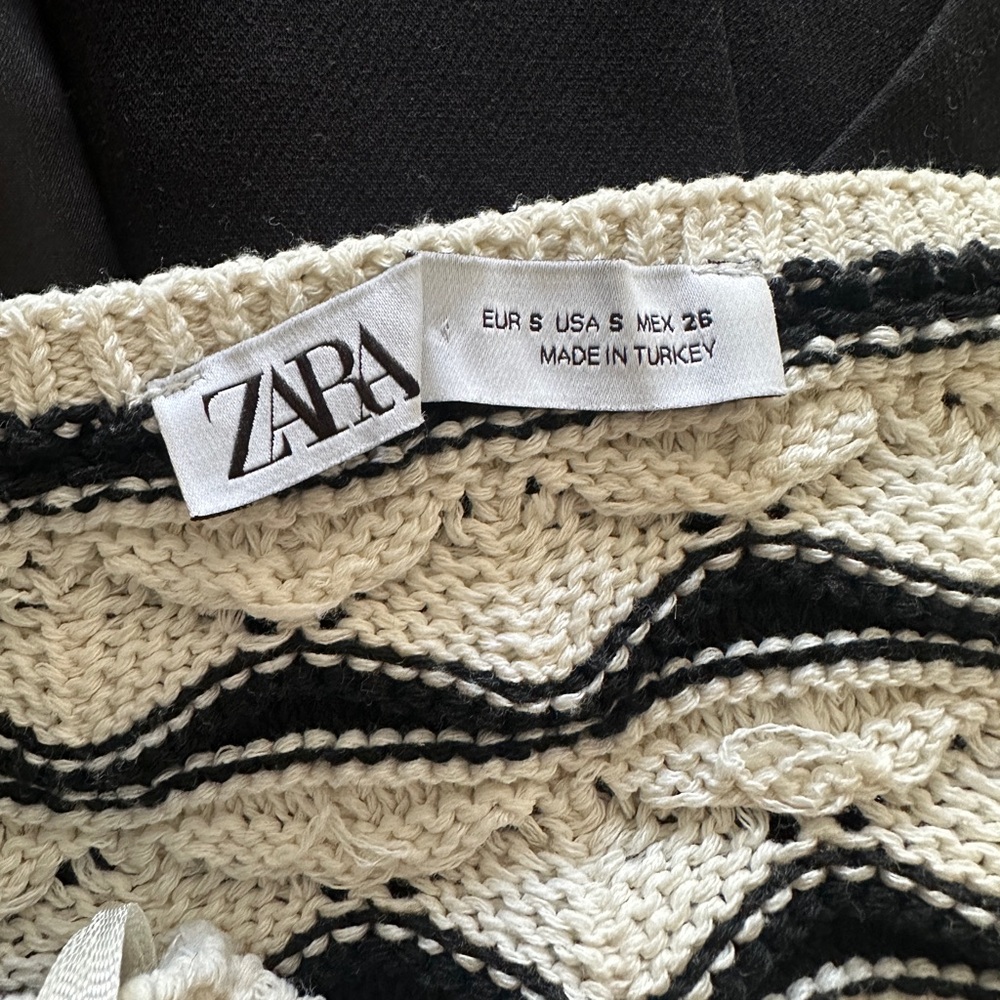 Zara Cream Crochet Maxi Dress with Black Accents - Picture 7 of 7